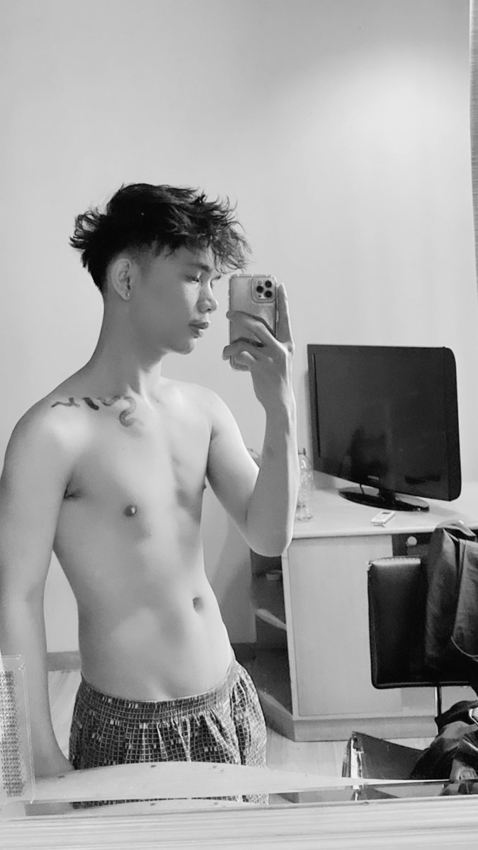 ariwilliam_0's tweet photo. Gas #gayjakarta #GayIndonesia #gaylokal #gaytwitter #excludejakarta https://t.co/WIUtbBFnrC