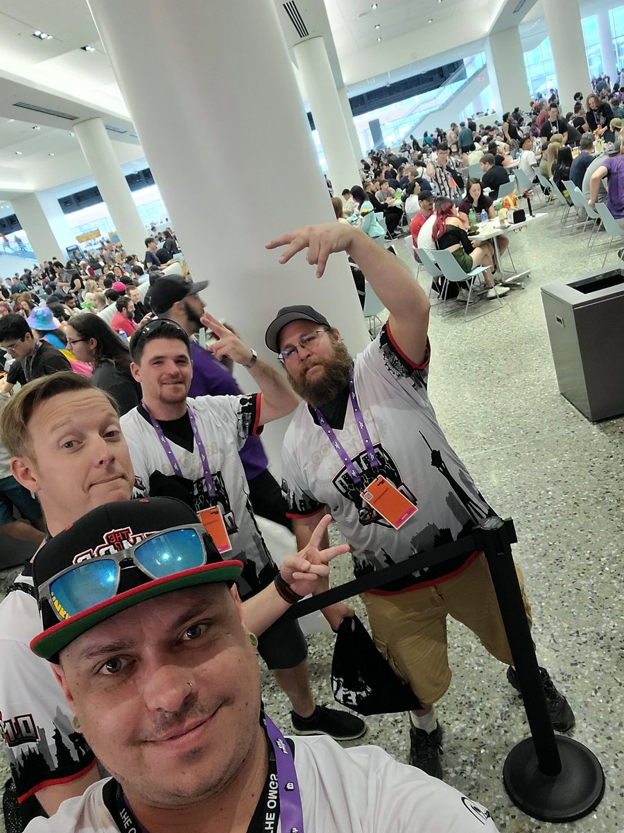 #TwitchConLasVegas @bbjessTTV <a href="/TheOMGSgaming/">The OMGS</a> <a href="/demonsqurrelz/">DemonSqurrelz</a>