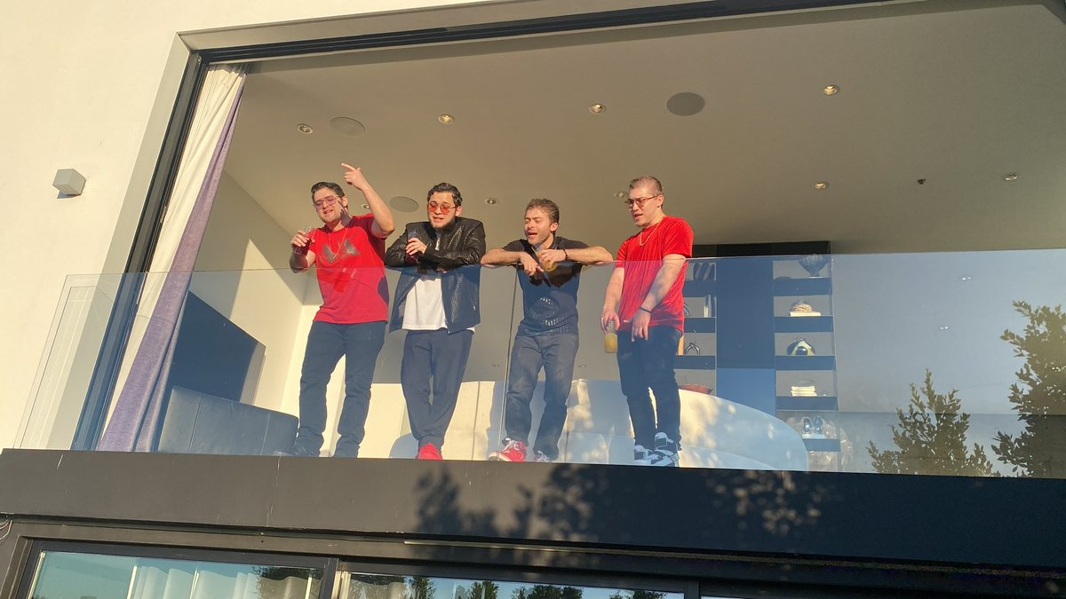 CALIStrongUSA's tweet photo. Honored to attend the @ochoaboyz event for fan appreciation hosted by @muzicswipe in Beverly Hills for the launch of their new song “Coaster” Arrive early and leave late is always the right formula with our great friends. #calistrongusa #ochoaboyz #muzicswipe https://t.co/f0gCdJWrD2