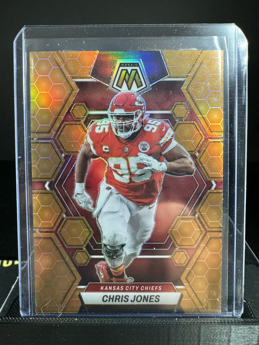 kidult_breaks's tweet photo. SHEEESH MORE HEATERS FROM BLASTERS! 🤯🤯 

Yesterday’s break 🔥 can’t sleep on KDULT 👀

Ja’marr Chase STAINED GLASS
Chris Jones HONEY COMB
Davante Adam’s KALEIDOSCOPIC
Nakobe Dean SCRIPTS https://t.co/sgRrtgvJwG