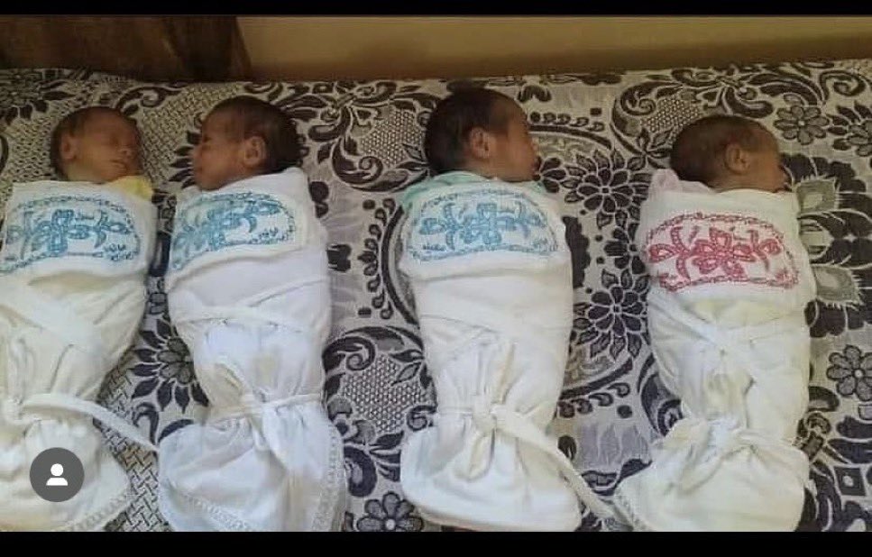 iirode0's tweet image. لا حول ولا قوة إلا بالله 🔴🔴🔴🔴🔴🔴🔴

تغريدة بتاريخ  7/9/2023 يعني قبل اكثر من شهر،
وقتها كان فادي خالد البابا سعيد بان الله رزقه اربع اطفال بعد 16 عام من الانتظار،

اليوم الاطفال الاربعه و والدتهم جمعيهم  شهىداء بعد القصف على منزلهم امس،

- وفاء عبد الخالق السويركي "الأم"…