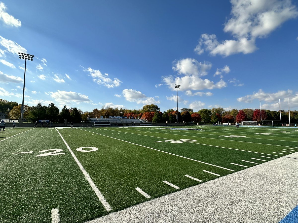 𝔽𝕣𝕚𝕕𝕒𝕪 𝕍𝕚𝕓𝕖𝕫𝕫𝕫 🍁🍂🏈

#SLEDGE 🔨