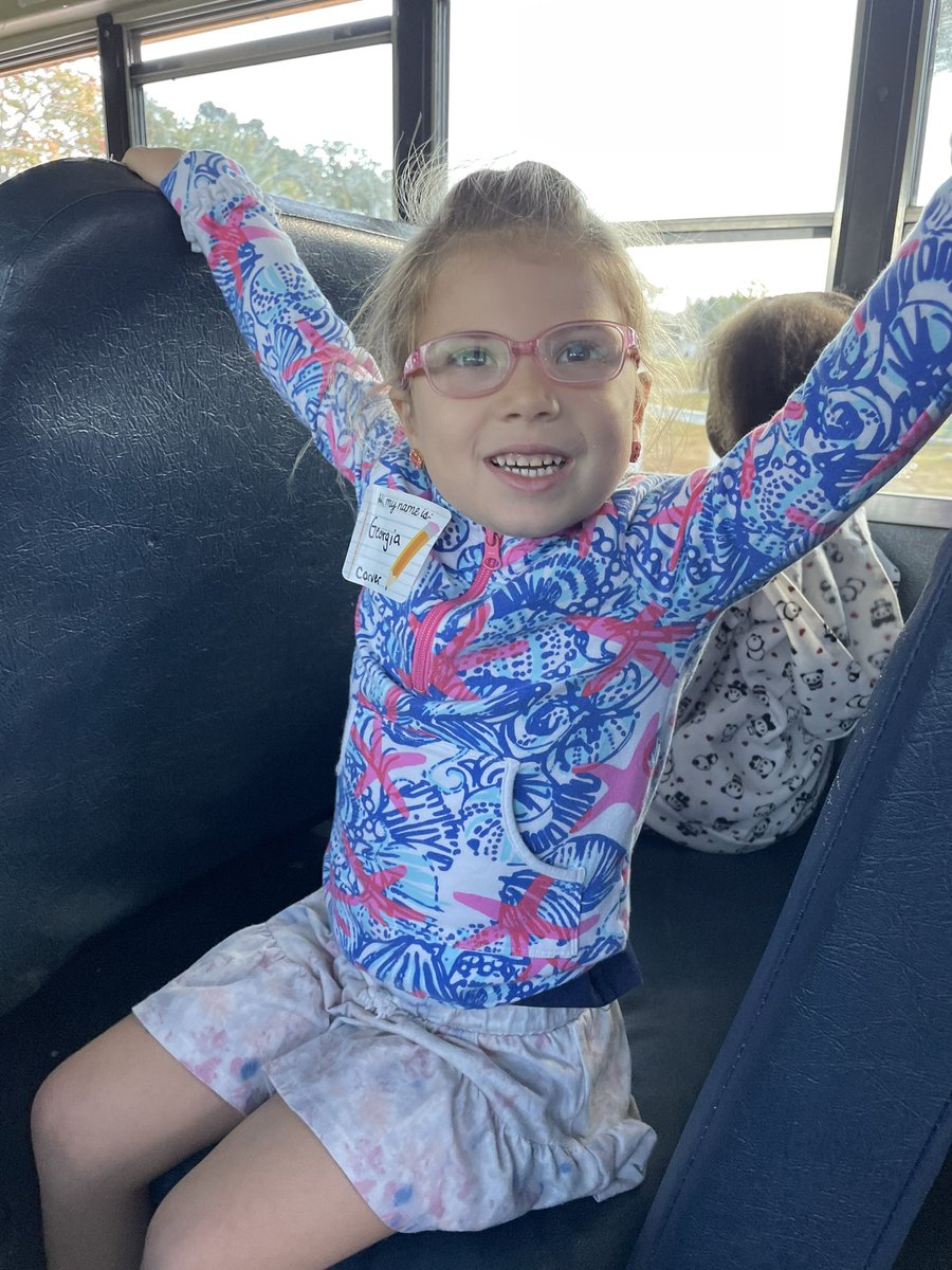 MsRobertsonK's tweet photo. Who knew the highlight of our field trip would be the bus ride? 🤣 https://t.co/xH3WbesFEA