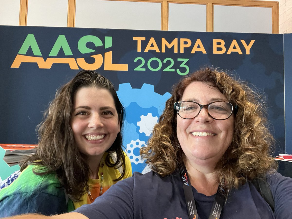 sofferbrarian's tweet photo. Just hanging out with influencers at #AASL23 , nbd! @kelseybogan #myhero https://t.co/27oNmsax1U