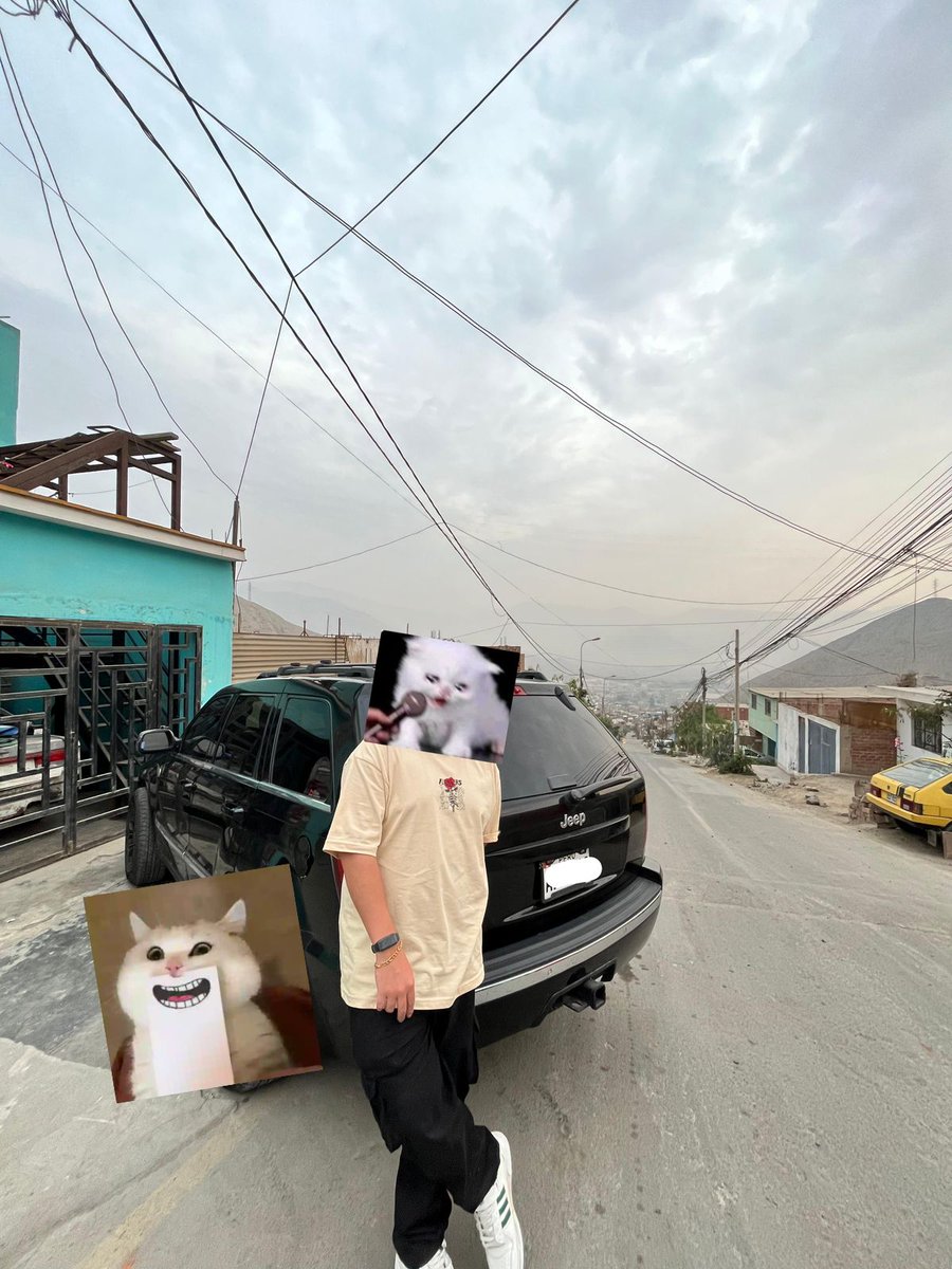 tras largos trabajos arduos del minecraft xdd me compre mi carro psdt : tapo mi cara porque estoy feo