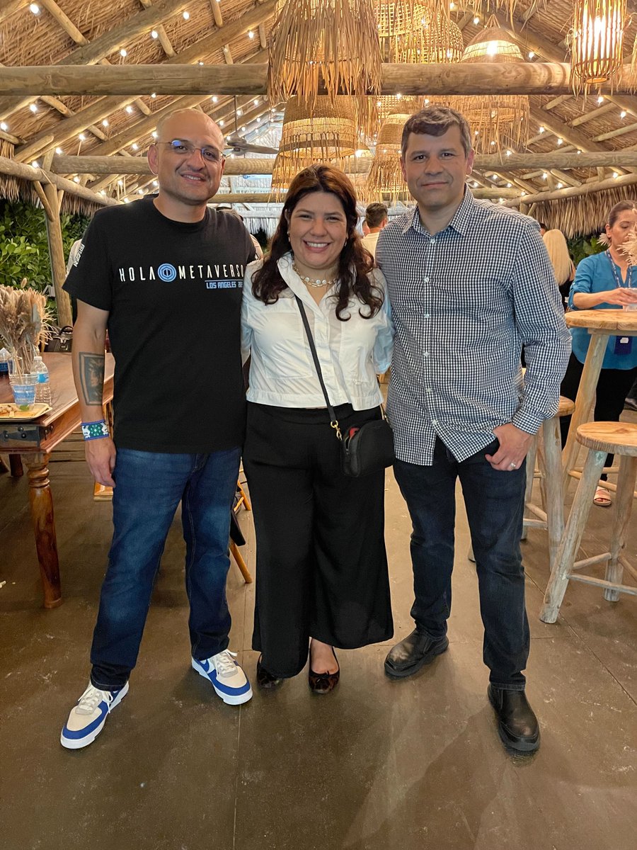 Throwin' it back to good times at the LBAN Networking Reception in Miami, sponsored by <a href="/jpmorgan/">J.P. Morgan</a> &amp; <a href="/Chase/">Chase</a>! A night where <a href="/LBANstrong/">LBAN</a> alumni, capital providers, mentors, and fellow entrepreneurs from every industry came together for epic connections and growth.🙌🚀