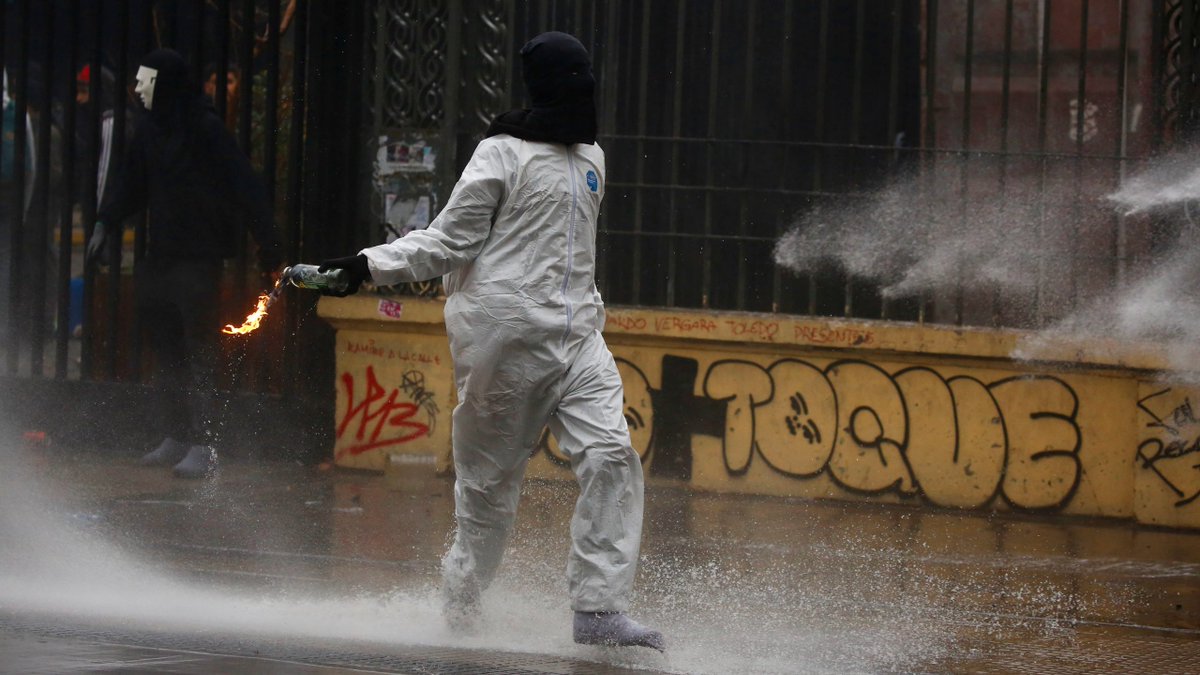 El encargado de encender la llama Panamericana