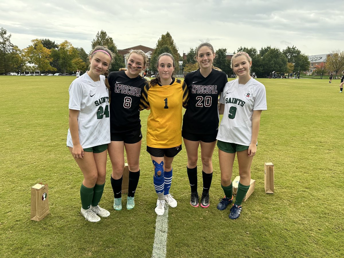 seminaryhillcup's tweet photo. The cornerstone of the Seminary Hill Cup is an emphasis on sportsmanship. One of the most treasured traditions surrounding the SHC is the pregame captains' gift exchange. Before every contest, team captains from both schools exchange gifts. Gift exchanges from todays contests! https://t.co/KZaacYokbh