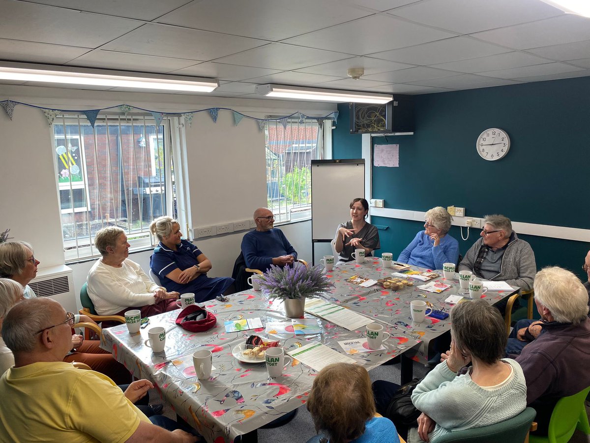 Advcancernurses's tweet photo. Busy week for Tameside Advanced Cancer CNS Team. Conferences, follow up clinics, inpatient visits, home visits and a monthly support group. October meeting with Dietetic team discussing reduced appetite and weight loss. Great peer support for patients too https://t.co/CcIVimBlev