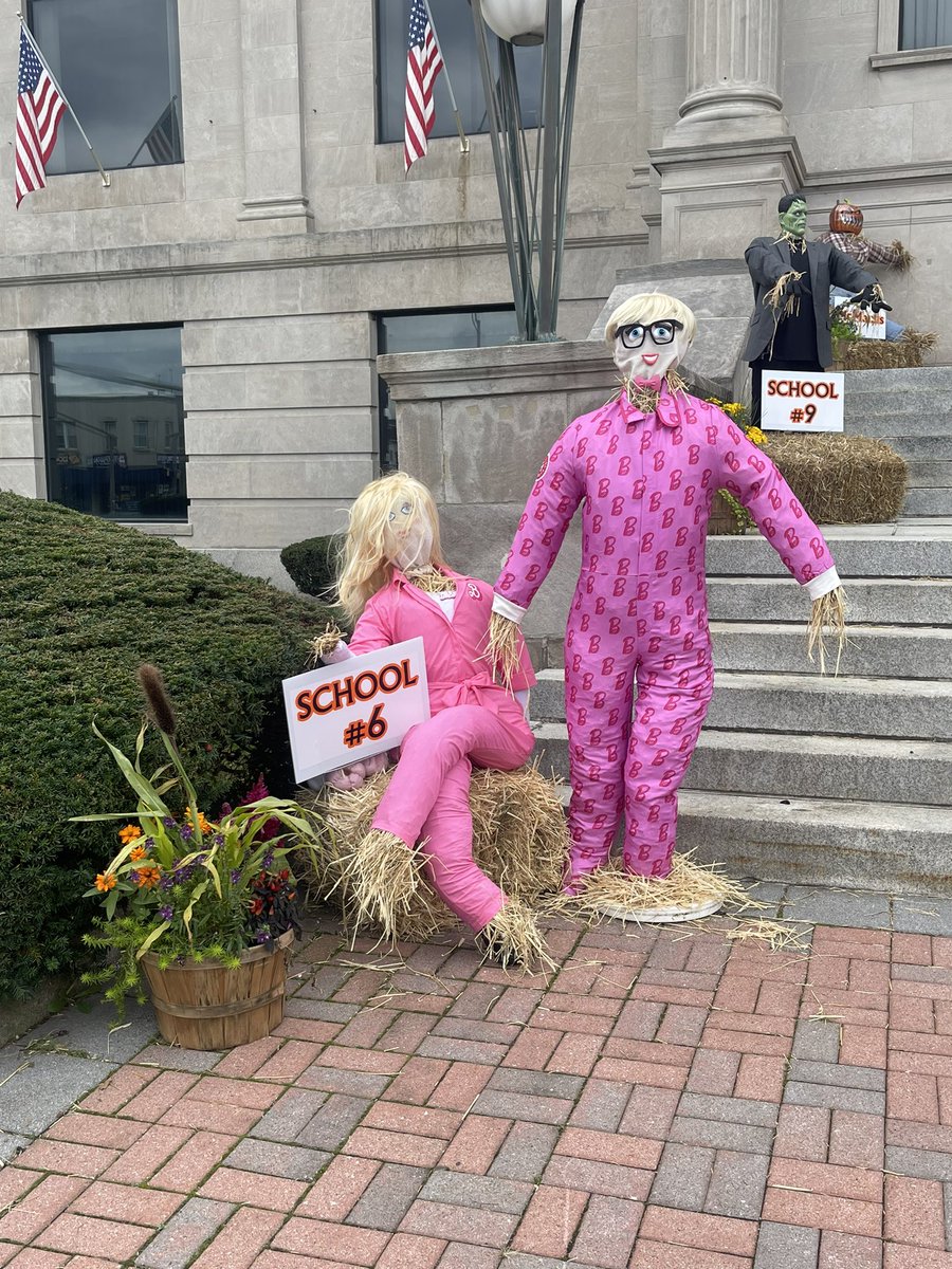 Clicks4_Sch6's tweet photo. Even scarecrows can have style! 💁♀️Meet our fashionable Barbie + Ken scarecrows. Looks like they made it out of Barbie Land and into Linden! 🩷 #ComeOnBarbie #LetsGoParty @AtiyaYPerkins @LindenPS https://t.co/x8NEhAvay6