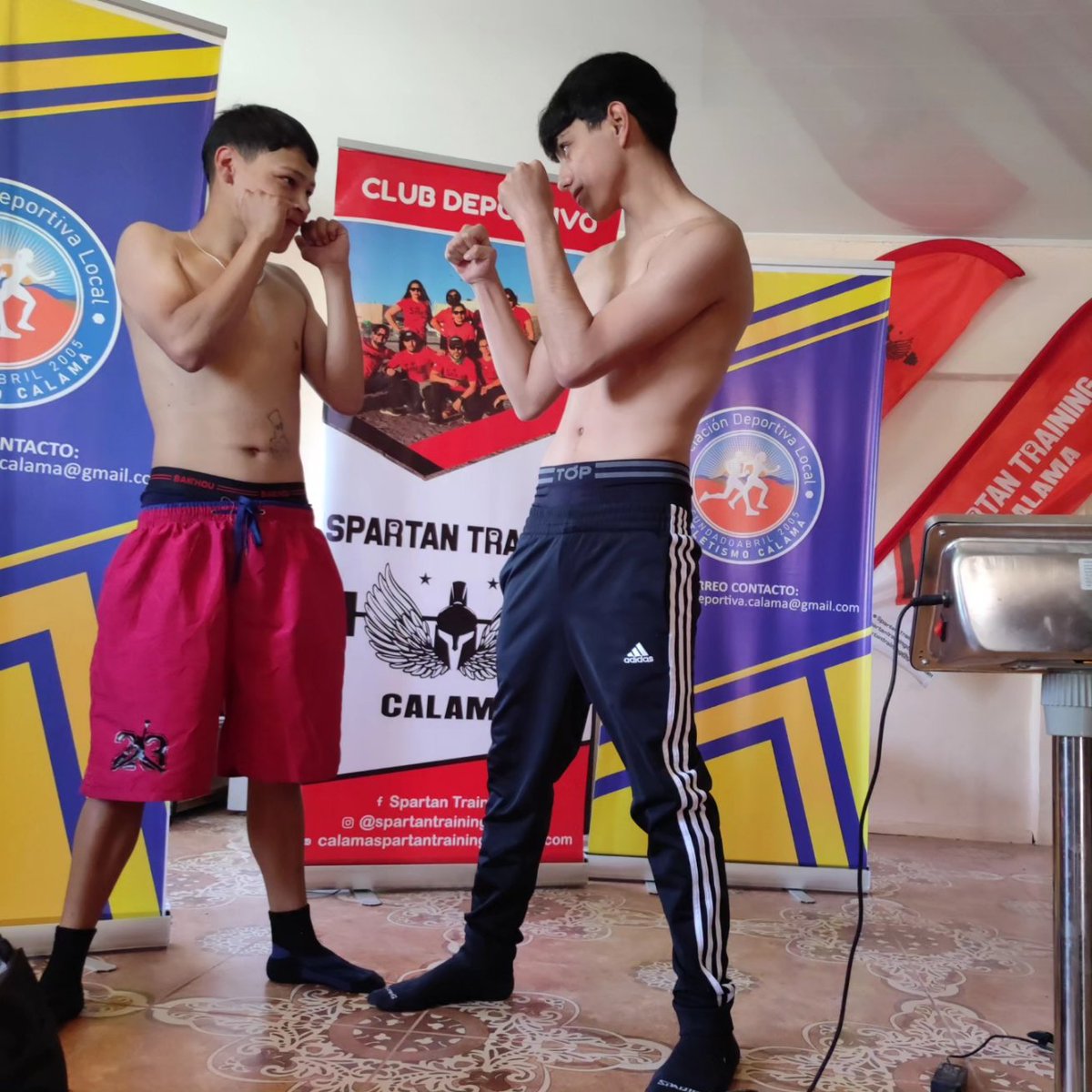 EdwardMuay's tweet photo. Pesos listos!!! #muaythaiantofagasta representando nuestra ciudad #collisionseries #boxeo #muaythai #Antofagasta https://t.co/69VKRB0vxy