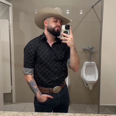 Marcuslozzz's tweet photo. #NewProfilePic https://t.co/ljourIO4q5