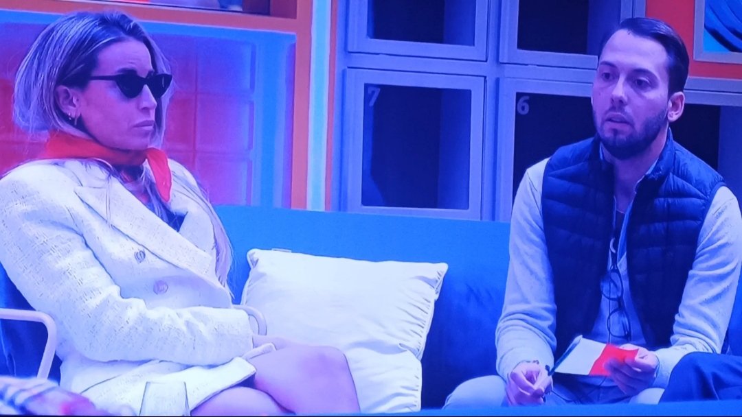 davidrose666's tweet image. Apasionante la fiesta, a la altura del homenajeado...mejor Gus que Albert, ya os vale #GHVIP200 #GHVIP210