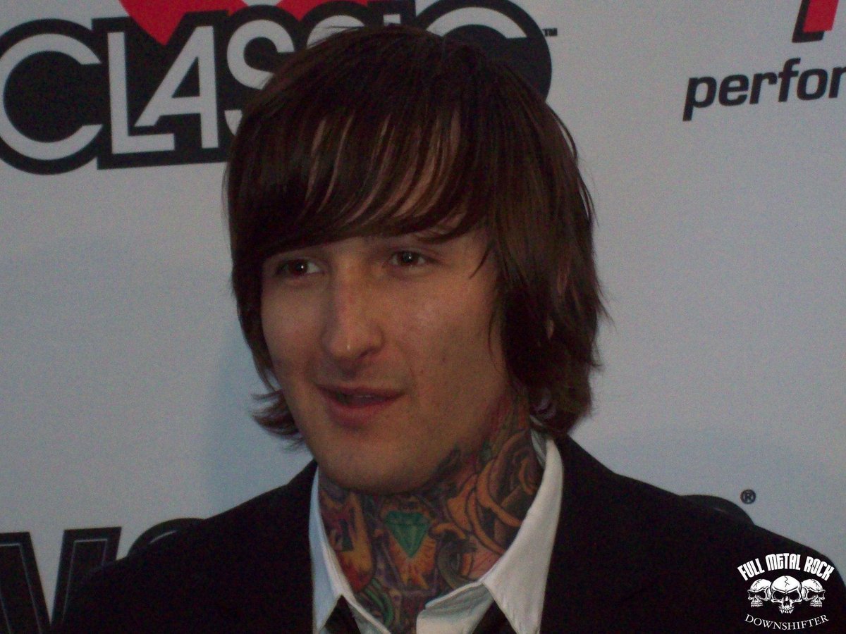 FullMetalRock's tweet photo. Born On This Day, 1984 Mitch Lucker ~RIP @suicidesilence https://t.co/W01oZq7X0y