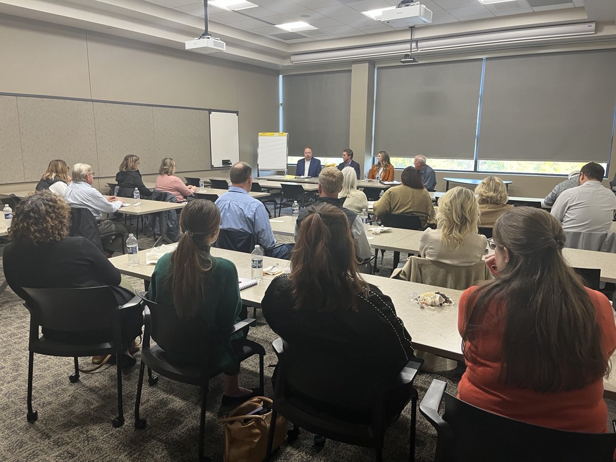 IowaNAMA's tweet photo. We had a great turnout at our October meeting yesterday. Thanks to Hope Brecht, Kevin Hall and Brock Johnston for sharing their top tips to effectively communicate with farmers. And many thanks to @JohnDeere Financial for hosting! https://t.co/19TVxx2SAY