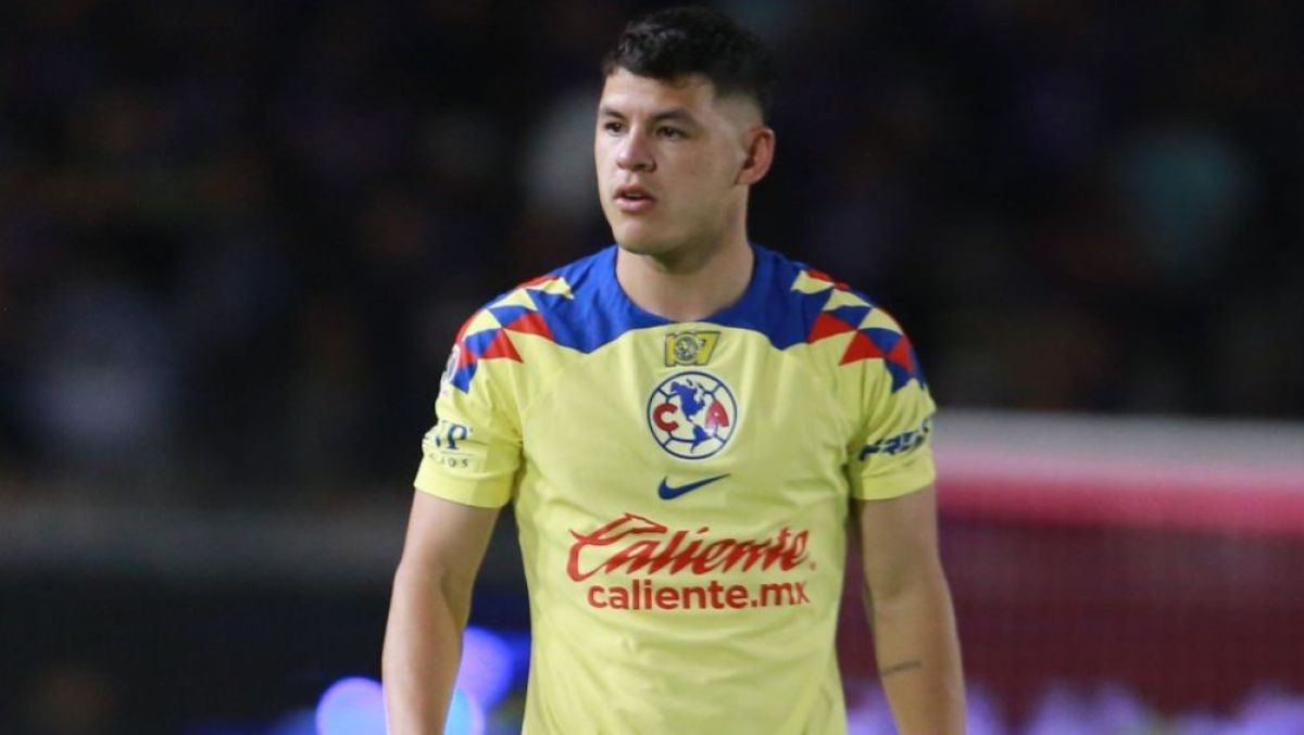 TVCDeportes's tweet photo. MONEDITA DE CAMBIO 

Reportes indican que América intercambiaría al paraguayo Richard Sánchez por Erick "chiquito" Sánchez de los tuzos del Pachuca 

#América #Pachuca https://t.co/P1ukdIxdNU