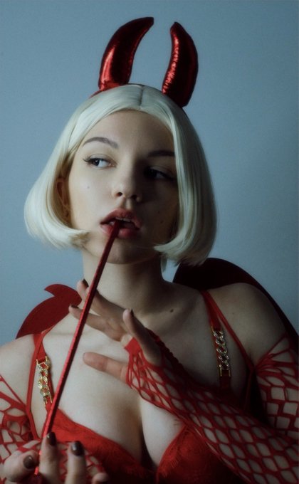 🩸🩸🩸 https://t.co/TKaEVKKy08