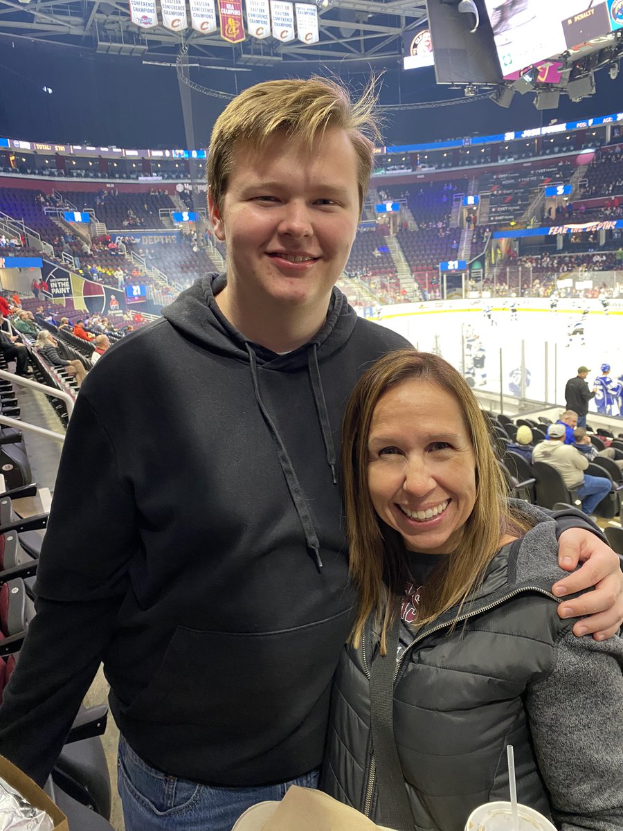 MistyFontana's tweet photo. Monsters Opener! #fearthedepths https://t.co/5ZgWzMkelz