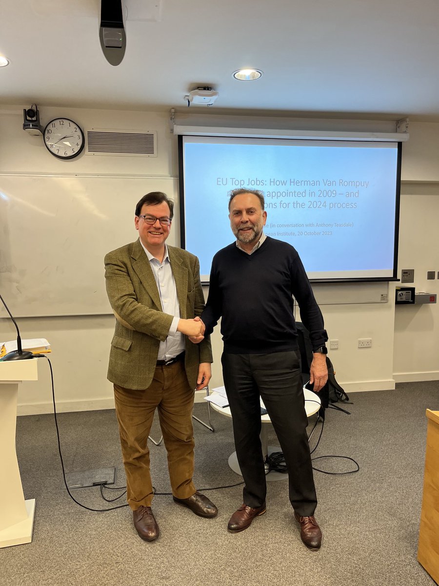 MartinWestlake's tweet photo. At the #LSE’s #EuropeanInstitute and #ProfessorMartinWestlake ;-) is the speaker (about how EU top appointments come about). https://t.co/O9PDxgD88d