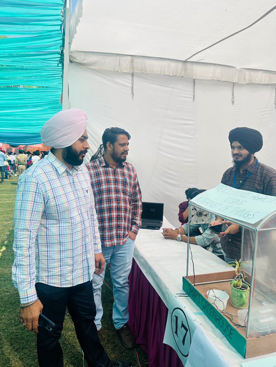 csi_gndec's tweet photo. 🚀 Live Project Display at ✨Gndec Apex 2023✨

#gne #gndec #csi #computersocietyofindia 
#gneludhiana #computersociety #computersocietyofindia
#computersocietyofindiastudentchapter #csi_gndec #gndec #gne #gndecludhiana
#csistudentchaptergndec #society #teamworkmakedreamwork https://t.co/VwBev9VfD2