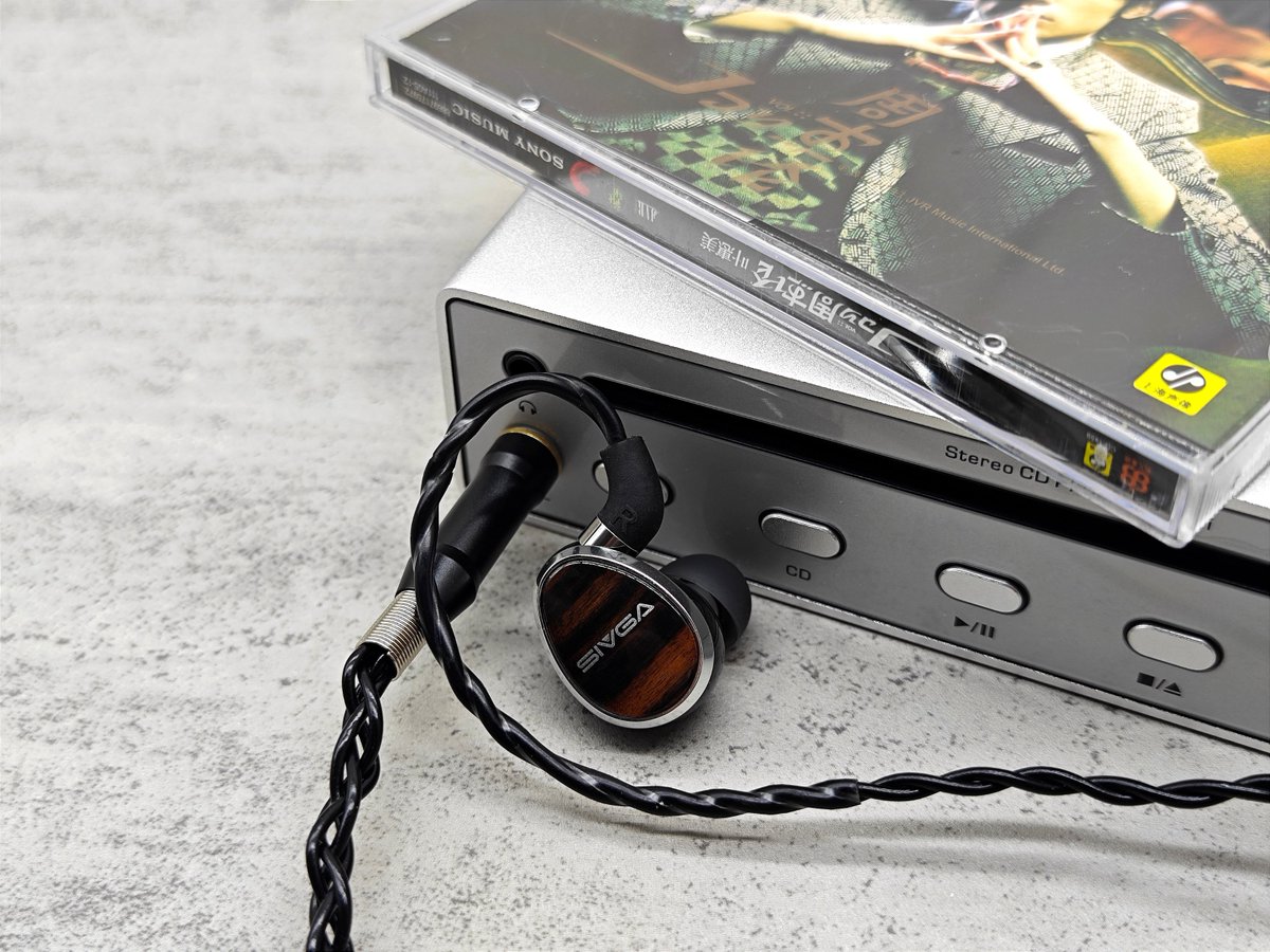 sivgaaudio's tweet photo. Sivga Nightingale
#Sivga #ナイチンゲール #HiFi #PlanarDriver #有線 #IEM #イヤホン #ヘッドホン #イヤホン https://t.co/N568hAYjer