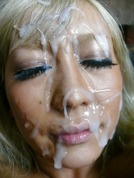 Don’t give me that face… 

You 𝙨𝙖𝙞𝙙 you wanted your makeup done by feather pink… deal’s a deal. 🤣