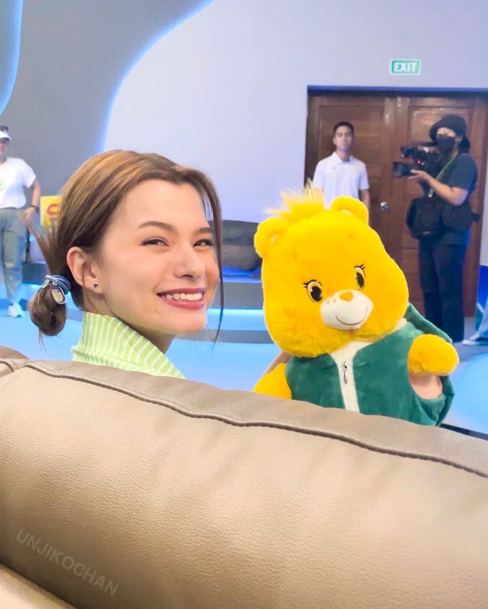 BecBec with her turtle care bears & cute dimples ~ 🥰🤏🏻

CJ MORE WITH FREENBECKY
#18ปีซีเจมอร์ #CJMORExFreenBecky
#beckysangels