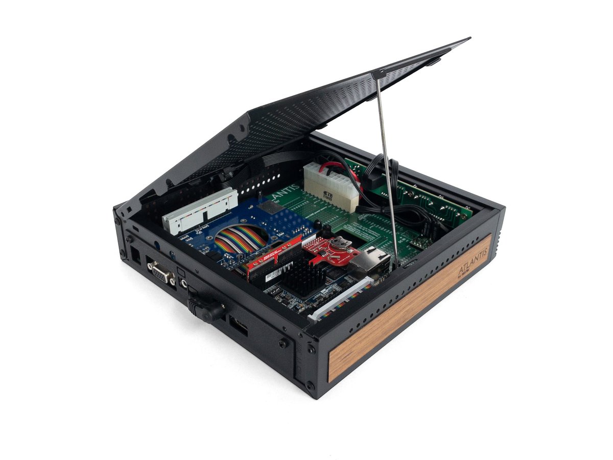 This emperor has clothes 👑 

📣 Backplates for #MiSTerFPGA available this Tuesday

📣 Available in Thin and Full size formats to suit stacked or side-by-side ATLANTIS for MiSTer setups