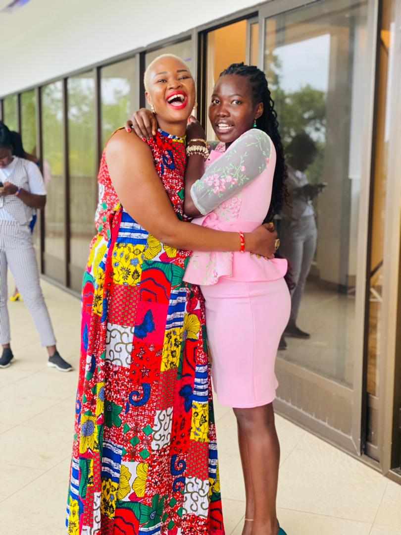 theonlyriya1's tweet photo. Makeway, the shaker of patriarchy is here.... fly us girl ..... we are ready @AnnaManeno you are here and here to shake patriarchy and there is nothing you can do about it
#MyLawyer
#MyMirror

I am proud of you https://t.co/nbSK5K28Oa