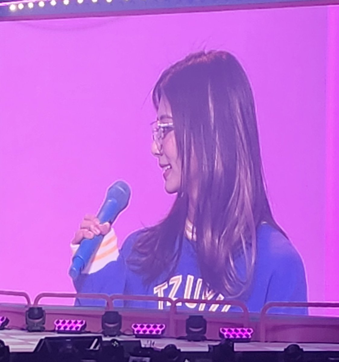 SubjectKpop's tweet photo. Tzuyu

#TWICE_8TH_ANNIVERSARY #ONCE_AGAIN @JYPETWICE https://t.co/bzKADFBcX8