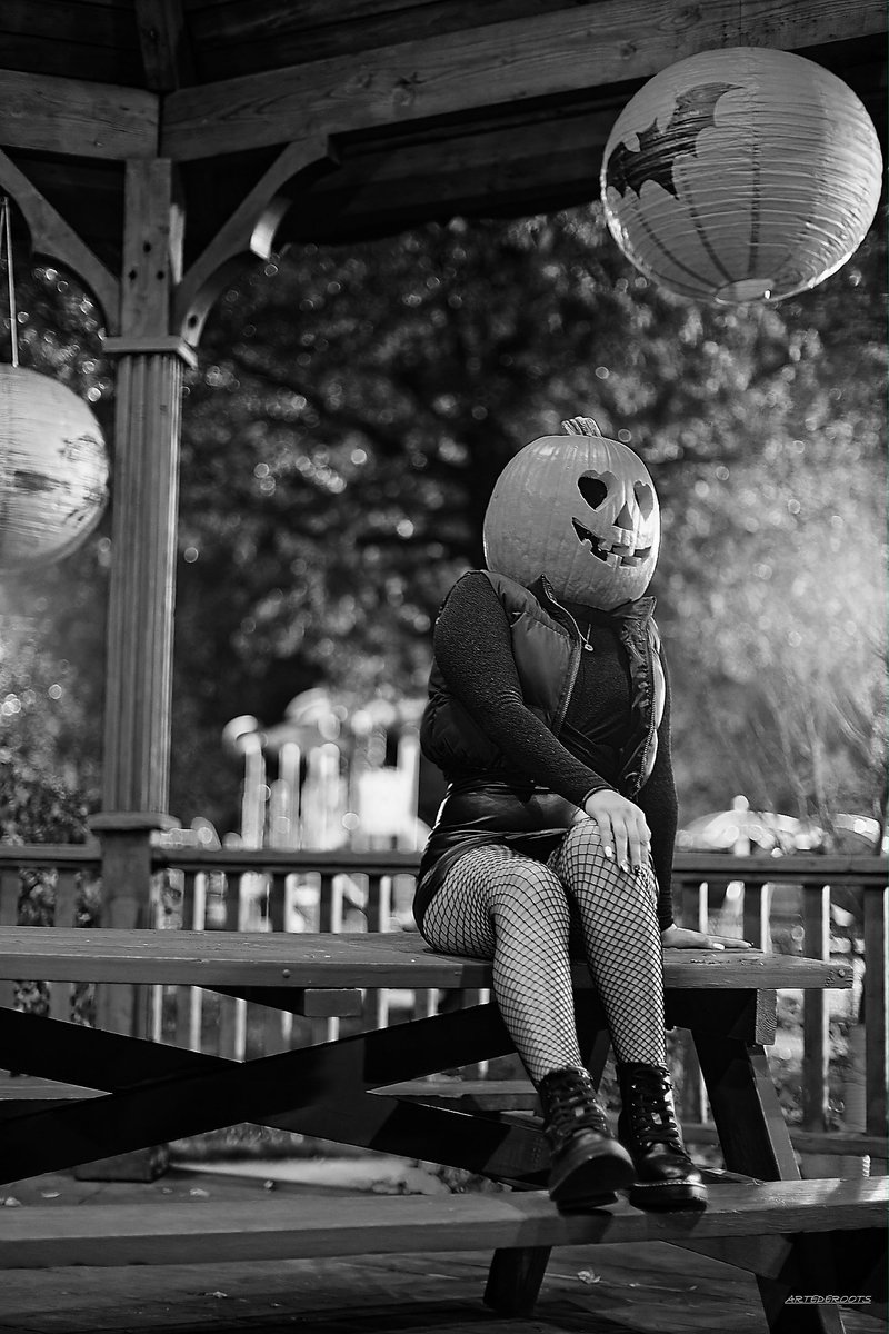 CGE00corp's tweet photo. #spookyseason https://t.co/P64SS8CvjG