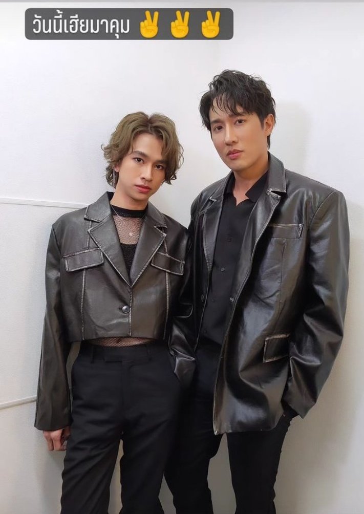 just4fluke's tweet photo. All black, crop top, crop jacket 🙈🙈🙈🙈🙈

#JudoFluke1stTokyoFM
#judofluke #ゆどふる
#judo_tantachj
#เจ้าแก้มก้อน #fluke_natouch https://t.co/4nZ4NBboGw