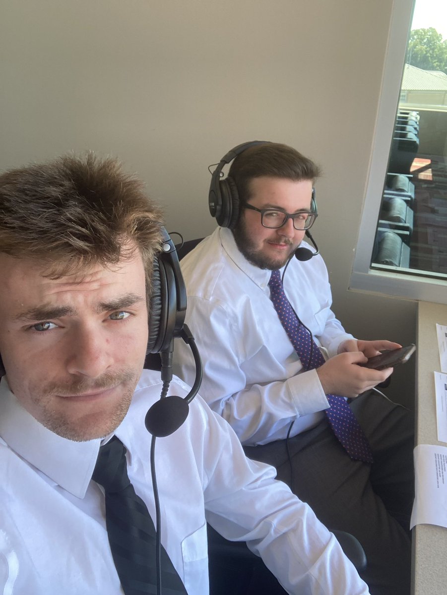 You’ve met Spencer Ball, but now it’s time to meet the rest of the Ball Don’t Lie trio… JP Barry &amp; Tyler Perrone 🏒🏈<a href="/SGTVatUSC/">SGTV</a>’s sports talk show - Ball Don’t Lie - was off today for break, but you can stay tuned for another great episode next Friday - youtube.com/@SGTVatUSC?si=…