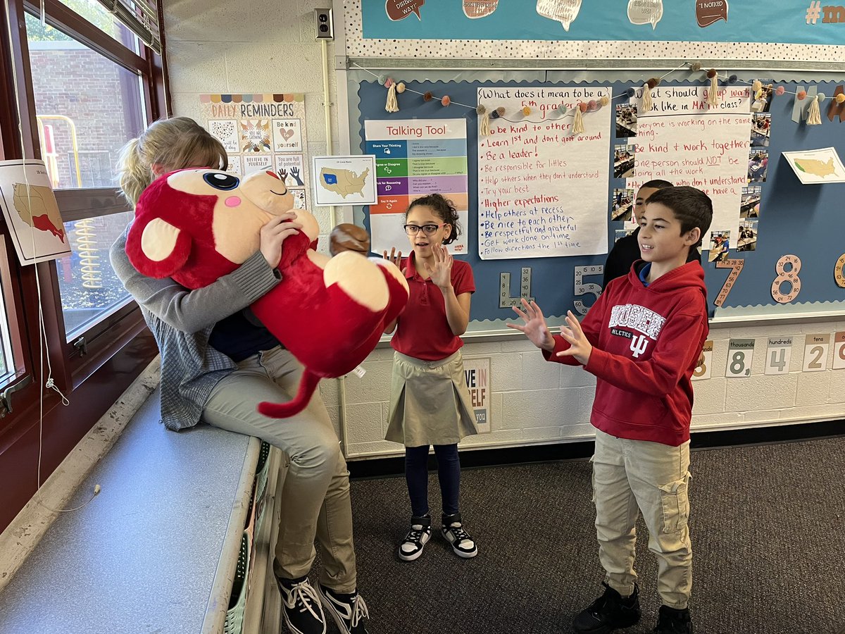 mrssincroft6th's tweet photo. One of my sweet, strong students was diagnosed with leukemia this week. Our hearts have been so heavy with worry. One of my other students had the BEST idea to have a stuffed animal take her spot until she can return to us. We are documenting everyday as if she’s here. https://t.co/MXdPqrrOUU
