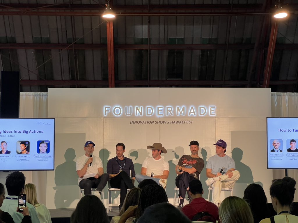 peterhillowe's tweet photo. Interesting panel at @FounderMade. Recognize anyone? https://t.co/9iqFOlDUrs
