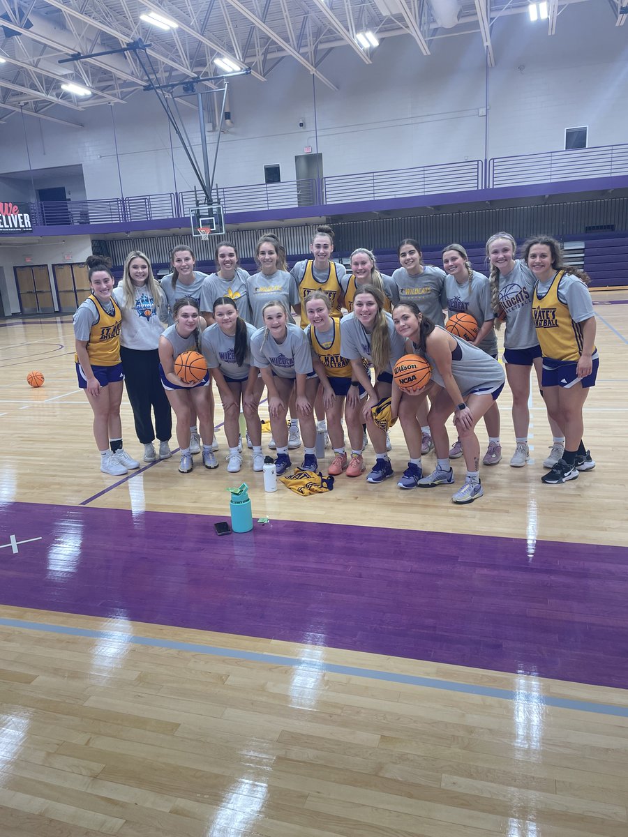StKatesWBB's tweet photo. Good to have the Wildcats back in the gym!🏀 https://t.co/pN9M0sriV6