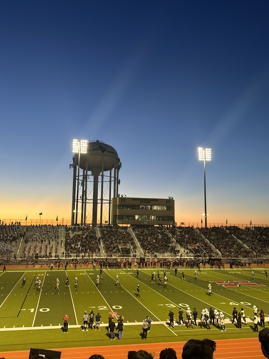 Jrodsfam's tweet photo. It’s a great day to be a Farmer! #beatmarcus https://t.co/IozvQyL1bX