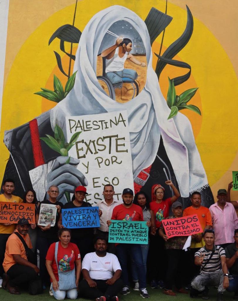 El día de ayer #19octubre bajo el lema "Palestina Existe y Por eso Resiste"  la brigada muralista del frente Francisco de Miranda, se manifestó con un mural haciendo frente ante el constante ataque por parte del Estado Sionista de Israel en gaza. Honor al bravo Pueblo Heroico.