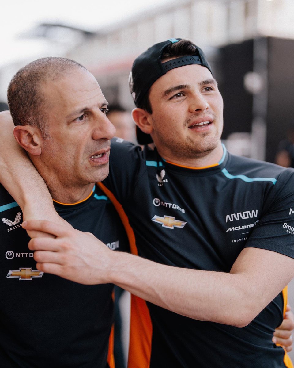 PatricioOWard's tweet photo. Gooood to be back in the @f1 paddock https://t.co/zundTYmA4z