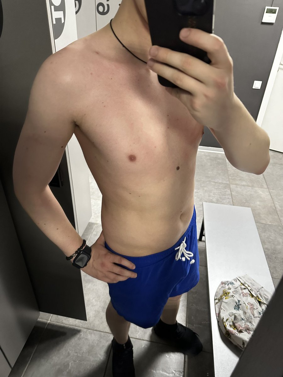 HorncatAd's tweet photo. Some gym progress I guess https://t.co/ogs195gxwN