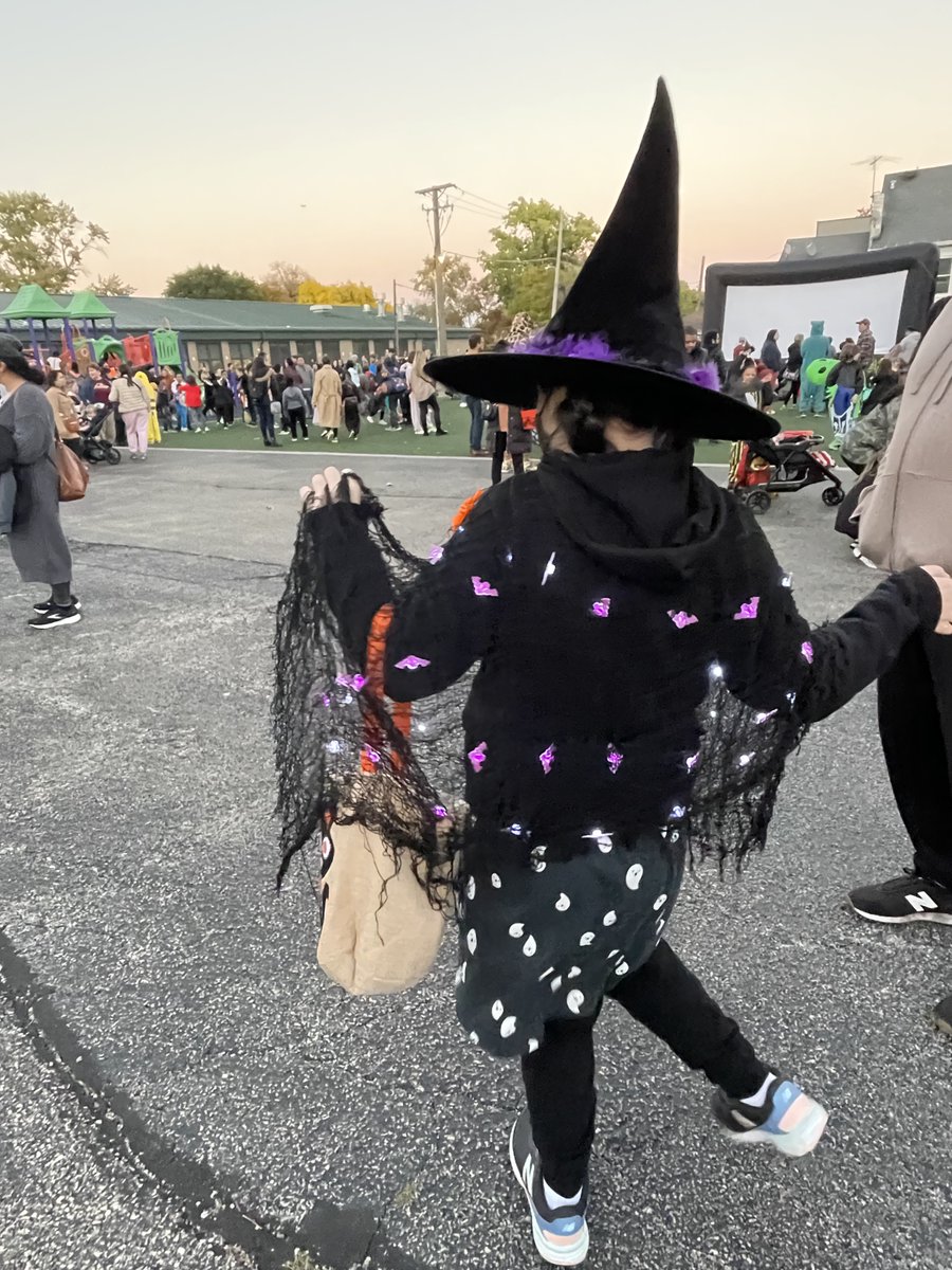 Lucy's Mom (@leighleighmw)  X