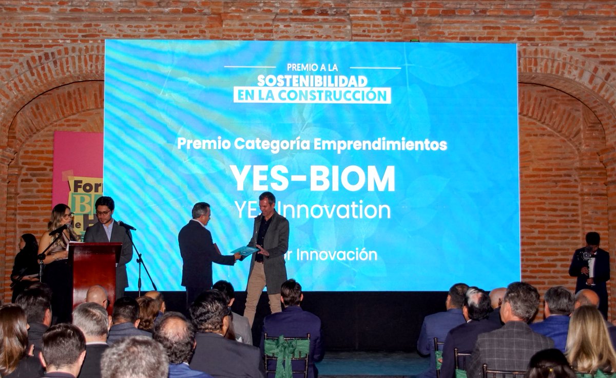 #BIOM premio a la mejor innovacion! 
&gt; Premio a la Sostenibilidad en la Construccion / CEES