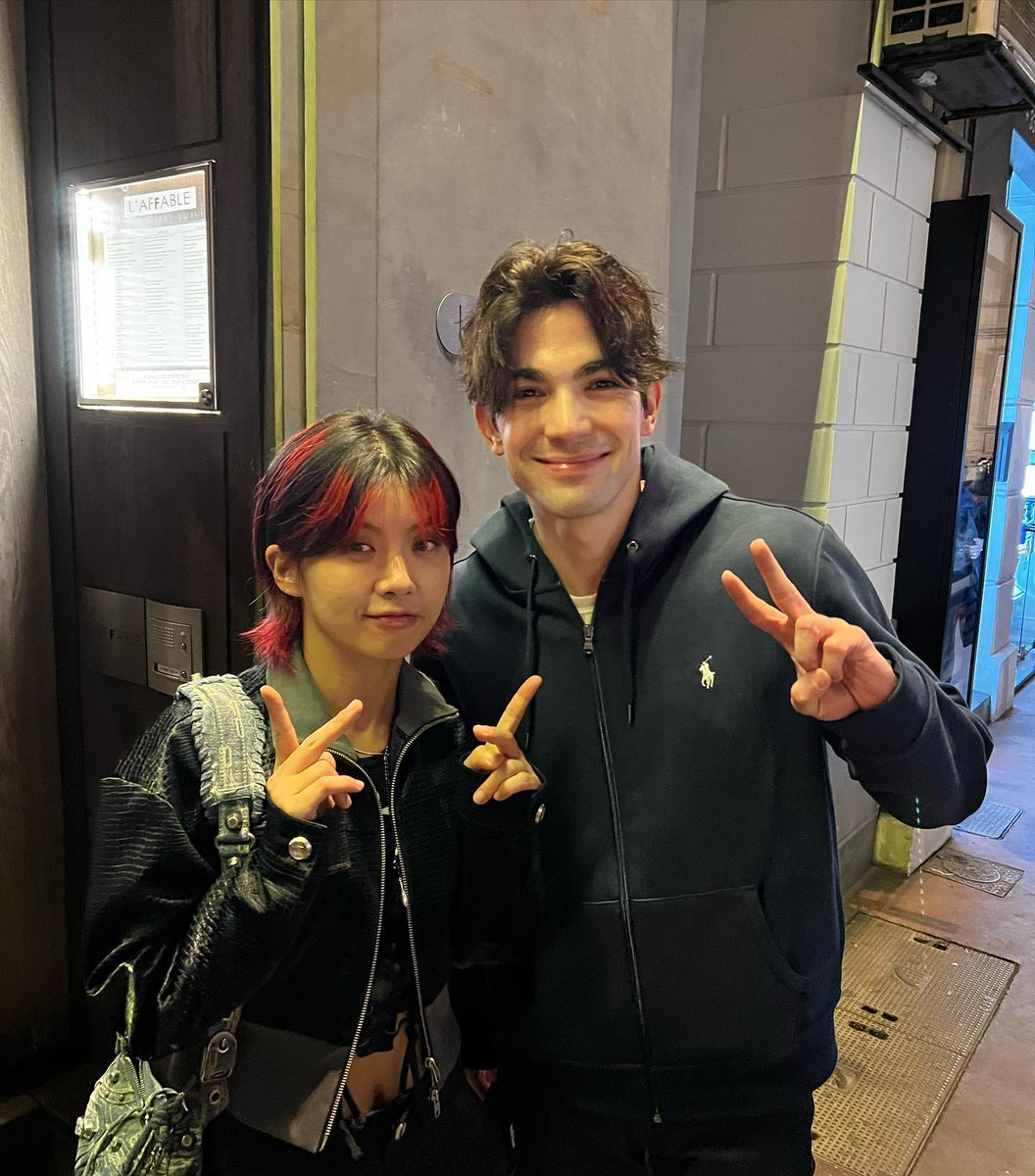 231021 Robin Deiana님 인스타
#아이키