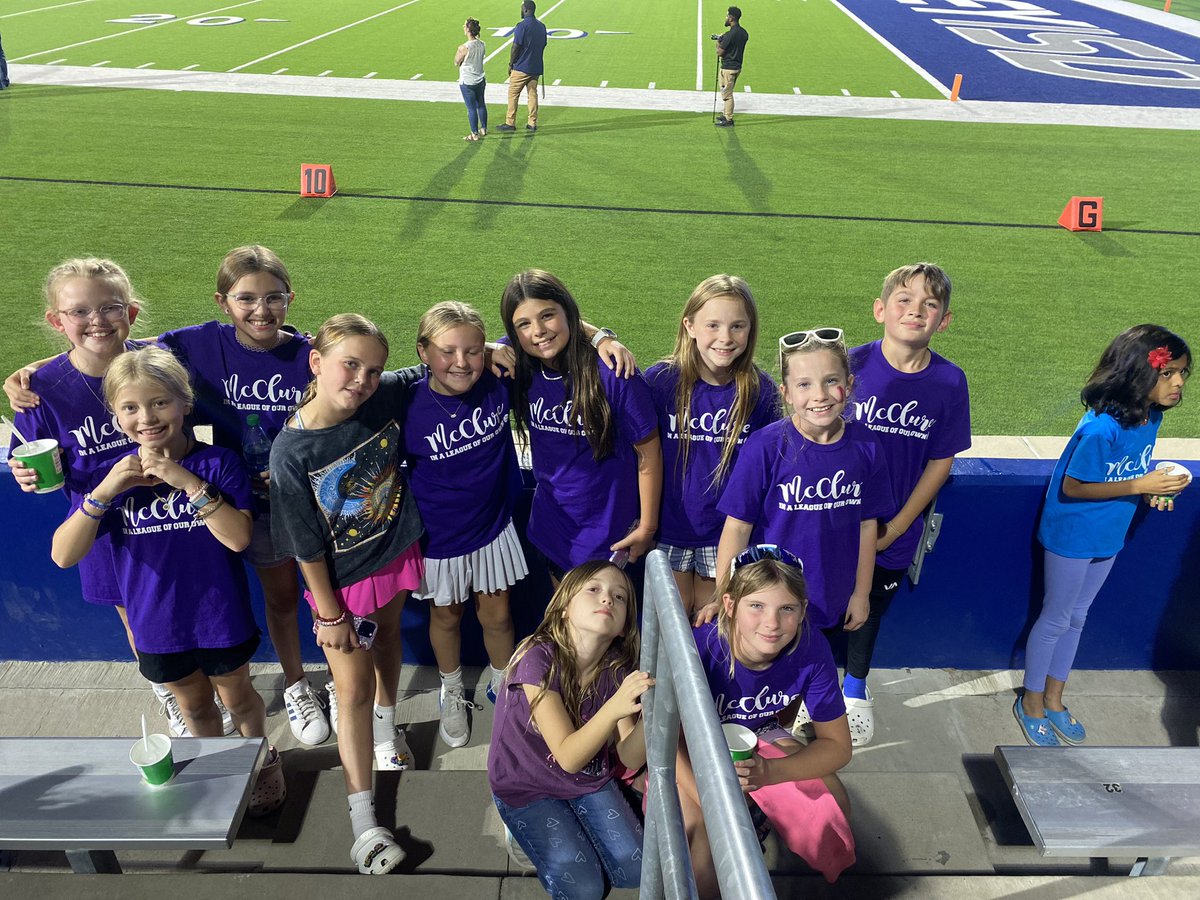 MsNewcombsClass's tweet photo. Stadium Night for McClure!! Loved seeing a lot of our kiddos tonight!❤️🩵 https://t.co/1Vd48nUGqf