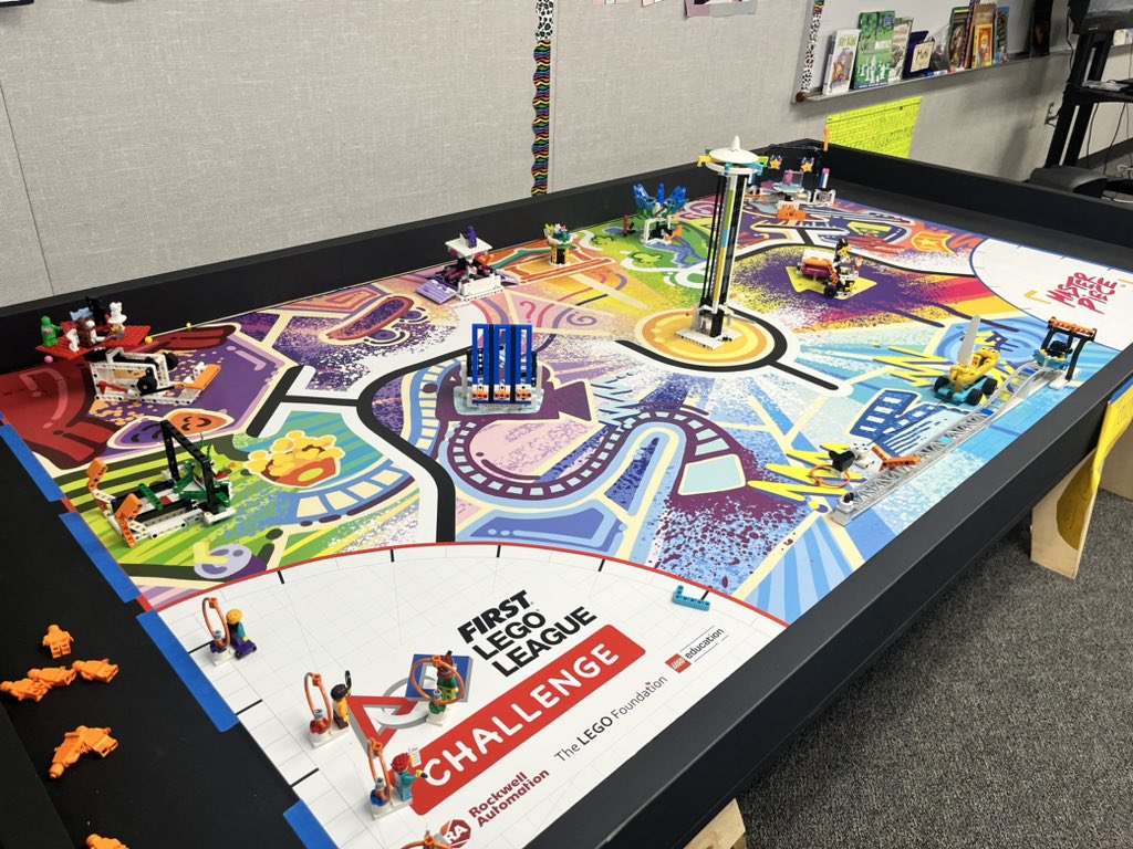 JoAnnFoxEDU's tweet photo. Anyone else going to a FIRST Lego League Qualifying Tournament soon? @eusd has 7 teams headed out on Nov. 11 to compete. We are so proud of them! @eusd #chooseEUSD #fllchallenge #thisiseUSd https://t.co/2VLWA3kdcY