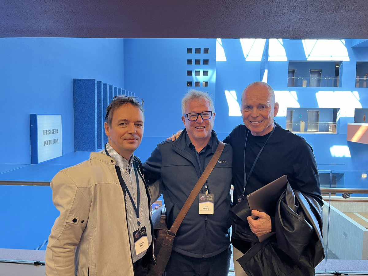 RonChrisley's tweet photo. The first day of the #BrainMind Summit, emphasising mind training, was wonderful. An added bonus was meeting old friends, such as the mighty @Plinz, and meeting new ones, such as the delightful Peter Baumann, erstwhile of Tangerine Dream! https://t.co/SKOFLQdtl9