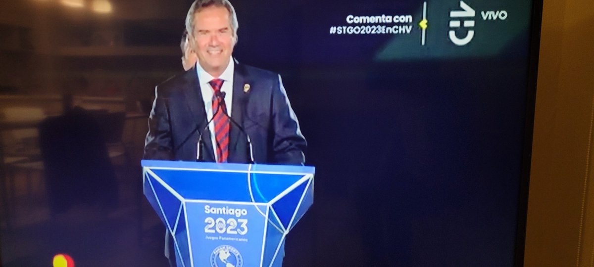 yorchile's tweet photo. Que deficiente  la iluminación !! Qjd pena !!!  #Santiago2023 #EstadioNacional #Panamericanos https://t.co/jl3wvG7SVc