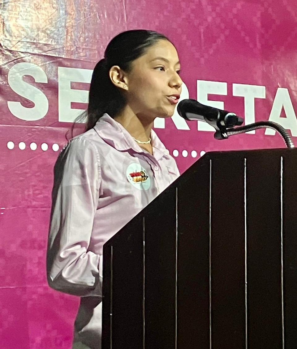 UNICEFMexico's tweet photo. Durante el #DíaDeChicasDuales, Ana Paulina habló de su experiencia estudiando Ingeniería e invitó a sus compañeras a estudiar carreras en Ciencia, Tecnología, Ingeniería y Matemáticas (STEM) para impulsar su futuro 
#girlsday, #chicasstem #unicef #ninasSTEMGeniales https://t.co/dHJGYerWxL