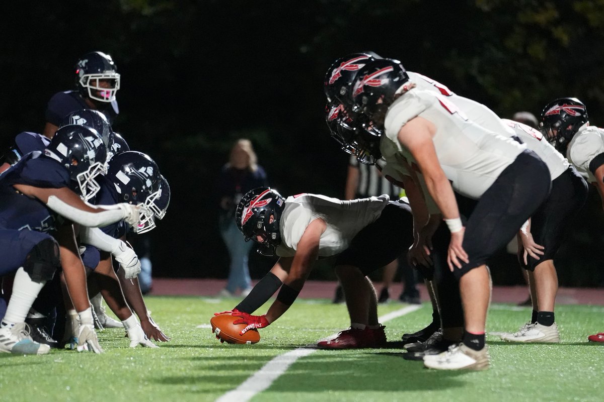 SpectrumNewsKC's tweet photo. .@HyVeeKCMetro Game of the Week -

Xander Sheperd, not Shepard, nails a 21-yard FG, his second of the game!

Fort Osage 13
Oak Park 21    2Q - 2:32

💰📸 @AjHildreth https://t.co/0CbhZSryjy