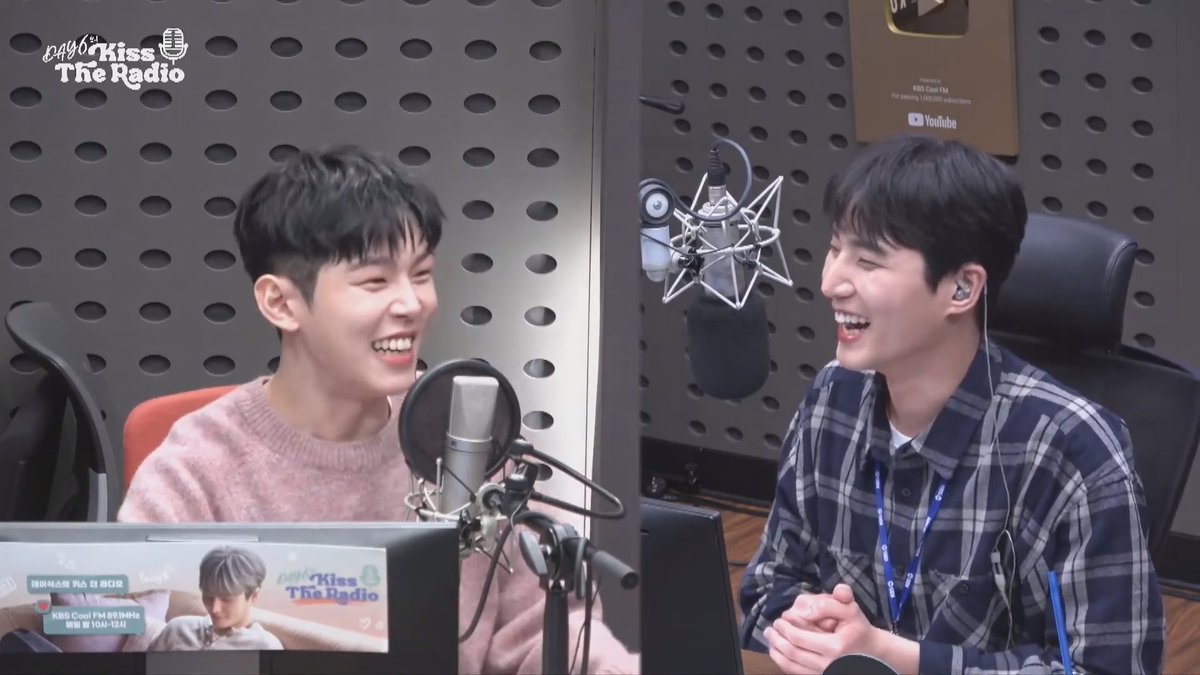 231020 데키라 (데이식스 영케이, 폴킴) DAY6 Kiss the Radio (Young K, Paul Kim)

YT: youtube.com/watch?v=Sc4h7S… (1:46:22)

출처 혼잣말님💞